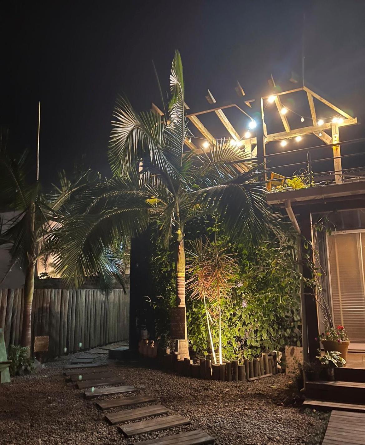 Willa Capim Limao Containers Do Rosa Praia do Rosa Zewnętrze zdjęcie